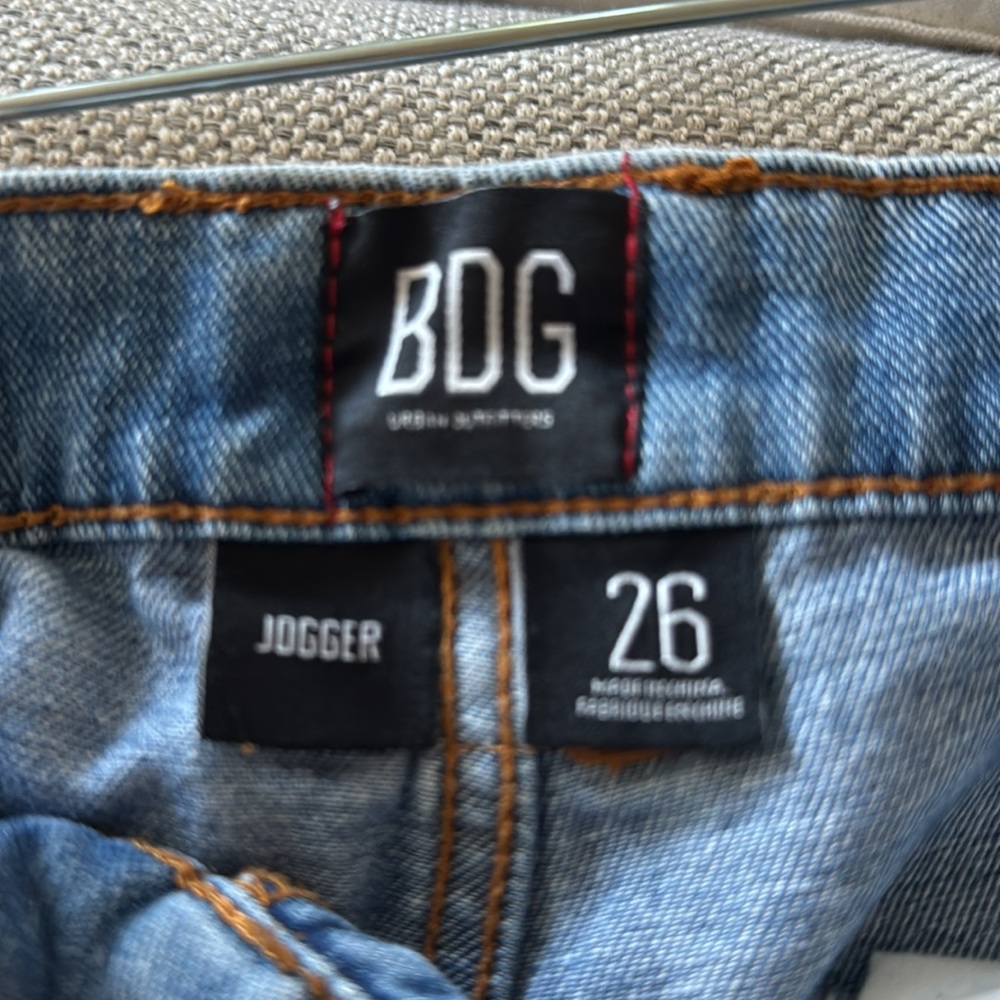 BDG Jogger Style Jeans - Picture 10 of 10
